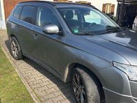 Gebraucht Mitsubishi Outlander Intense 156 PS (114 kW) 2012 Grau SUV
