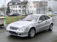 Gebraucht Mercedes C180 143 PS (105 kW) 2005 Silber Coupé