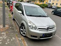 gebraucht Toyota Corolla Verso 2.2 D-CAT Sol