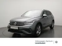 Gebraucht VW Tiguan Allspace Move 190 PS (139 kW) 2023 Grau SUV