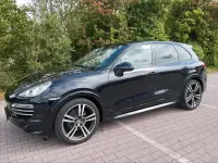 Second-hand Porsche Cayenne 245 CP (180 kW) 2014 Negru SUV
