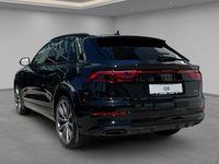 Gebraucht Audi Q8 S-Line 489 PS (359 kW) 2025 Schwarz SUV