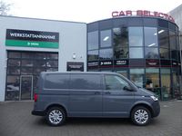Gebraucht VW Transporter 150 PS (110 kW) 2022 Grau Van