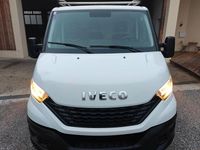 Gebraucht Iveco Daily 136 PS (100 kW) 2019 Weiß Van / Kleinbus