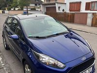 Gebraucht Ford Fiesta SYNC Edition 101 PS (74 kW) 2016 Blau Kleinwagen