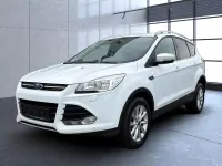 Gebraucht Ford Kuga Titanium 150 PS (110 kW) 2015 Weiß SUV