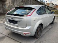 Gebraucht Ford Focus Ambiente 80 PS (58 kW) 2008 Grau Kleinwagen