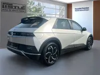 Gebraucht Hyundai Ioniq Basis 125 kW (170 PS) 2022 Gold Kleinwagen