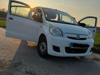 Gebraucht Daihatsu Cuore 69 PS (50 kW) 2010 Weiß Kleinwagen