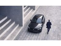 Gebraucht Volvo S90 Plus 455 PS (334 kW) 2024 Platinum grey / metallic Limousine