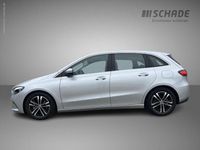 Gebraucht Mercedes B180 Progressive 116 PS (85 kW) 2024 Silber Van / Kleinbus