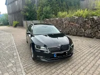 Gebraucht Skoda Superb Ambition 150 PS (110 kW) 2018 Schwarz Kombi