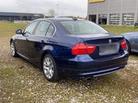 gebraucht BMW 320 i Limousine