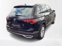 Gebraucht VW Tiguan Elegance 150 PS (110 kW) 2024 Deep black perleffekt SUV
