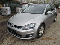 Gebraucht VW Golf VII Allstar 110 PS (80 kW) 2016 Tungsten silver metallic Kleinwagen