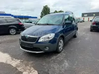 Gebraucht Skoda Roomster Scout 105 PS (77 kW) 2011 Blau Kombi