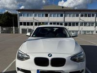 Gebraucht BMW 116 Efficient Dynamics 116 PS (85 kW) 2012 Weiß Kleinwagen