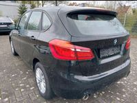 gebraucht BMW 218 Active Tourer d 6-Gang manuell