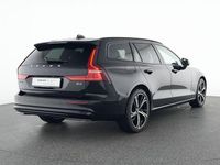 Gebraucht Volvo V60 Plus 197 PS (144 kW) 2025 Schwarz Kombi