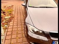 Gebraucht BMW 320 150 PS (110 kW) 2007 Grau Limousine
