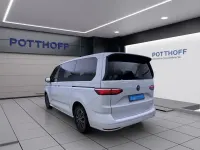 Używany VW Multivan Life 150 KM (110 kW) 2023 Biały Minivan