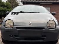 Gebraucht Renault Twingo 57 PS (41 kW) 2003 Silber Kleinwagen