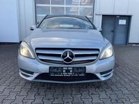 Gebraucht Mercedes B180 109 PS (80 kW) 2014 Silber Van / Kleinbus