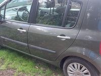 Gebraucht Renault Modus 75 PS (55 kW) 2004 Grün Van / Kleinbus