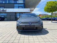Gebraucht VW Golf VIII R-line 150 PS (110 kW) 2022 Delfingrau metallic/grau Limousine