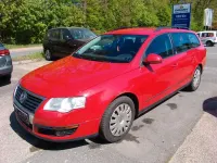 Second-hand VW Passat Trendline 105 CP (77 kW) 2010 Roșu Break