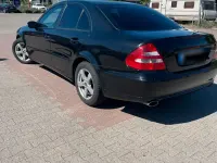 Gebraucht Mercedes E200 184 PS (135 kW) 2006 Schwarz Limousine