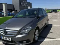 Gebraucht Mercedes B180 122 PS (89 kW) 2012 Grau Kleinwagen