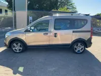 Gebraucht Dacia Dokker Stepway 95 PS (69 kW) 2019 Beige Van / Kleinbus