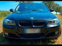 Gebraucht BMW 320 177 PS (130 kW) 2009 Schwarz Kombi