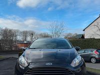 Gebraucht Ford Fiesta 95 PS (69 kW) 2015 Schwarz Limousine