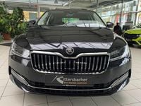 Gebraucht Skoda Superb Style 150 PS (110 kW) 2024 (schwarzmagic perleffekt) Kombi