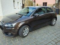 Gebraucht Audi A1 Attraction 86 PS (63 kW) 2011 Braun Kleinwagen