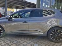 Gebraucht Renault Clio V Techno 143 PS (105 kW) 2022 Andere farbe Kleinwagen