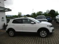 Używany VW T-Cross Active 110 KM (80 kW) 2022 Biały SUV