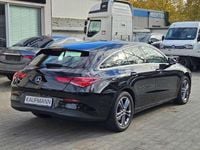 Gebraucht Mercedes CLA180 136 PS (100 kW) 2019 Nachtschwarz  unilack Limousine