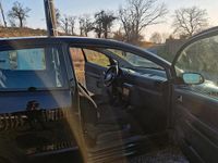 Gebraucht VW Fox 54 PS (39 kW) 2005 Schwarz Kleinwagen