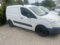 Gebraucht Peugeot Partner 75 PS (55 kW) 2013 Weiß