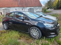 Second-hand Opel Astra 87 CP (63 kW) 2013 Negru Break