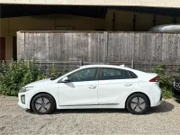 Gebraucht Hyundai Ioniq Trend 105 PS (77 kW) 2022 Weiß Kleinwagen