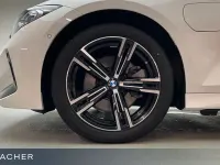 Gebraucht BMW 330 M Sport 252 PS (185 kW) 2025 Weiß Limousine