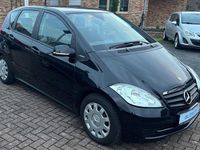 Gebraucht Mercedes A160 95 PS (69 kW) 2011 Schwarz Limousine