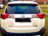 Gebraucht Toyota RAV4 150 PS (110 kW) 2015 Weiß SUV