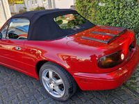 Second-hand Mazda MX5 110 CP (80 kW) 1990 Roșu Cabrio