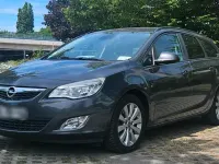 Gebraucht Opel Astra 125 PS (91 kW) 2012 Grau Kombi