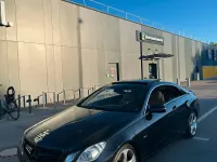 Gebraucht Mercedes E350 AMG line 292 PS (214 kW) 2009 Schwarz Coupé